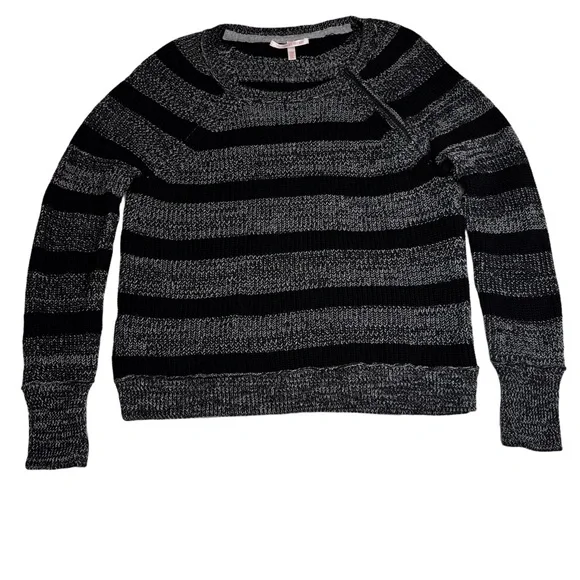 Victoria's Secret Black and Gray Striped Sweater Size Small Zipper Detail NWOT - Picture 10 of 11